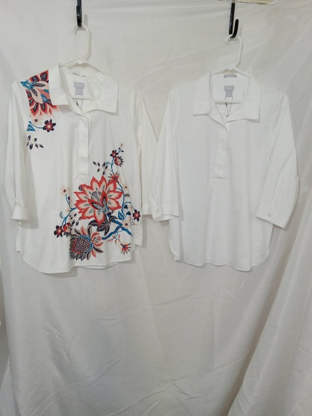 Chico’s NWT 2PC Blouse Bundle Size 0 US S 4 Floral & White Button Back 3/4 Sleev